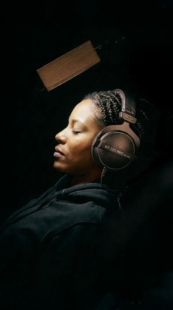 Light Therapy Session at Ayutyas Bali